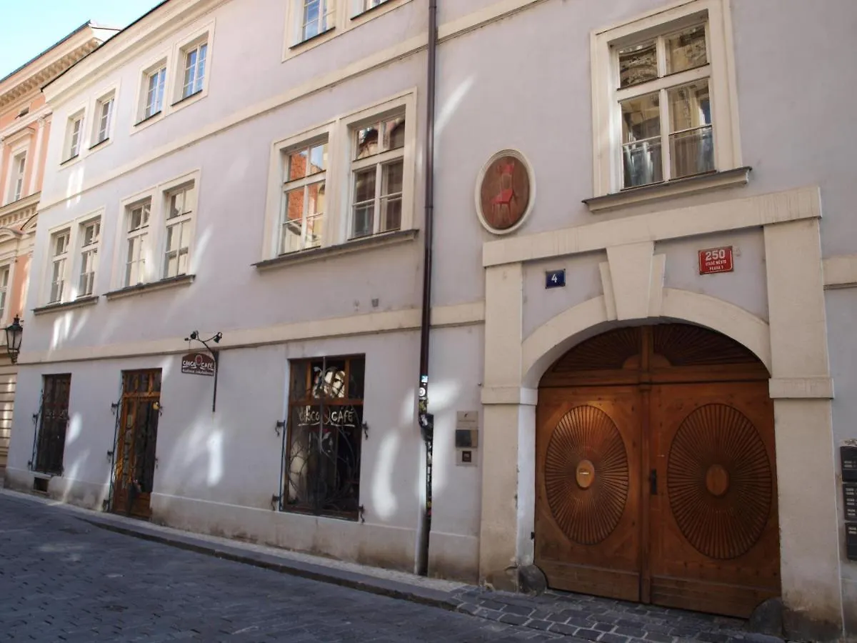 U Cervene Zidle - Red Chair Hotel Prague