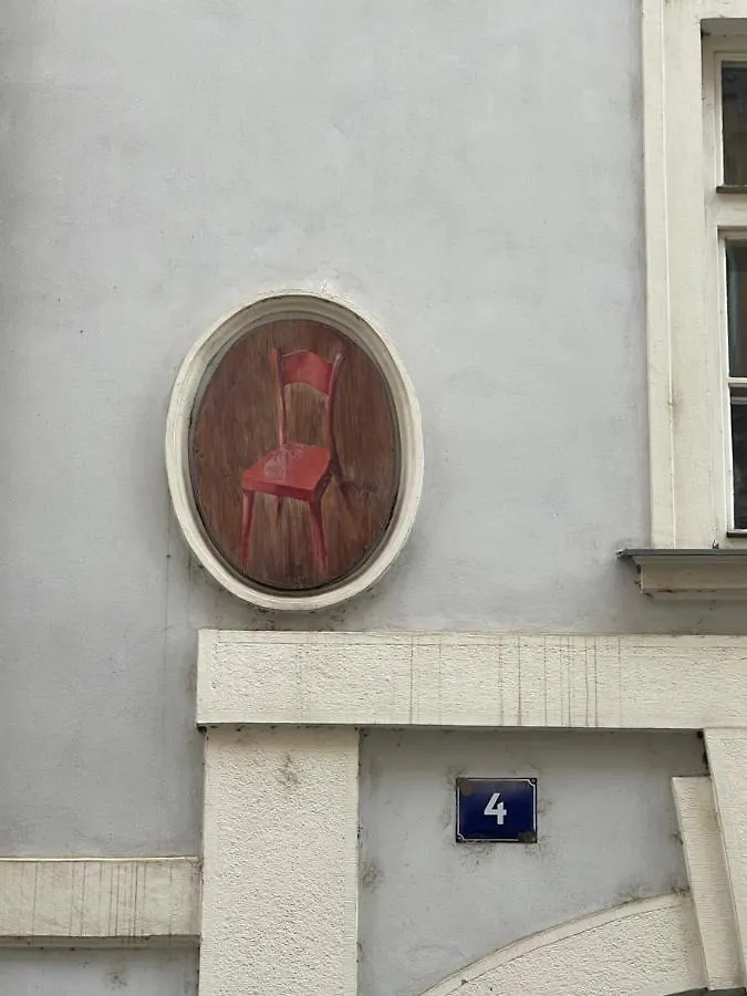 U Cervene Zidle - Red Chair Hotel Prague