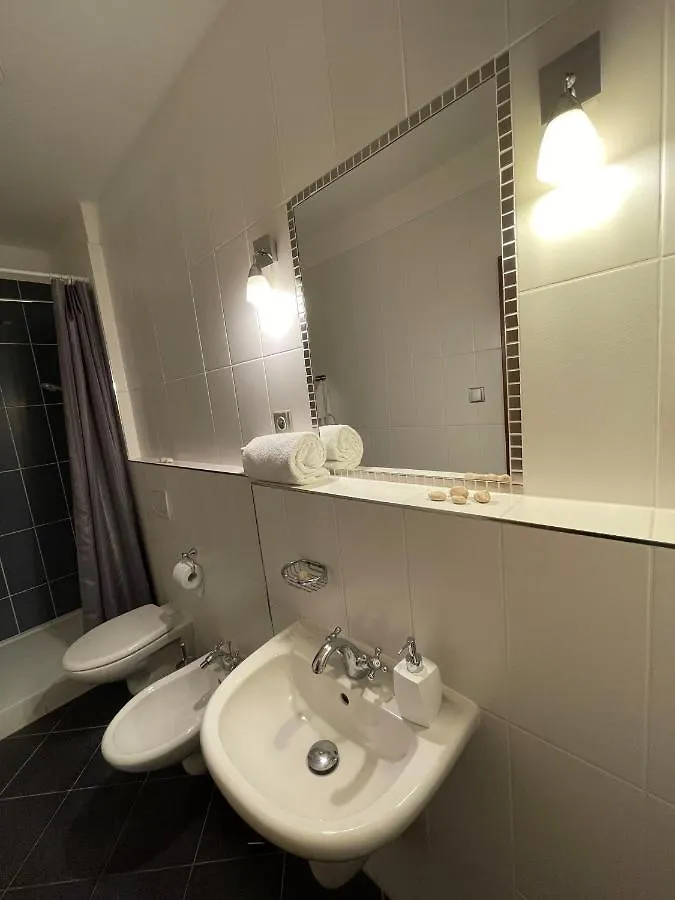 U Cervene Zidle - Red Chair Hotel Prague Czech Republic