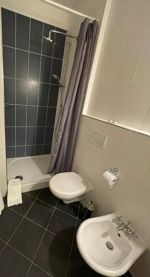 U Cervene Zidle - Red Chair Hotel Prague