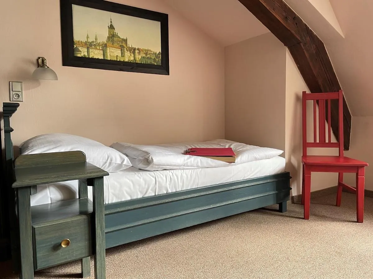 U Cervene Zidle - Red Chair Hotel Prague
