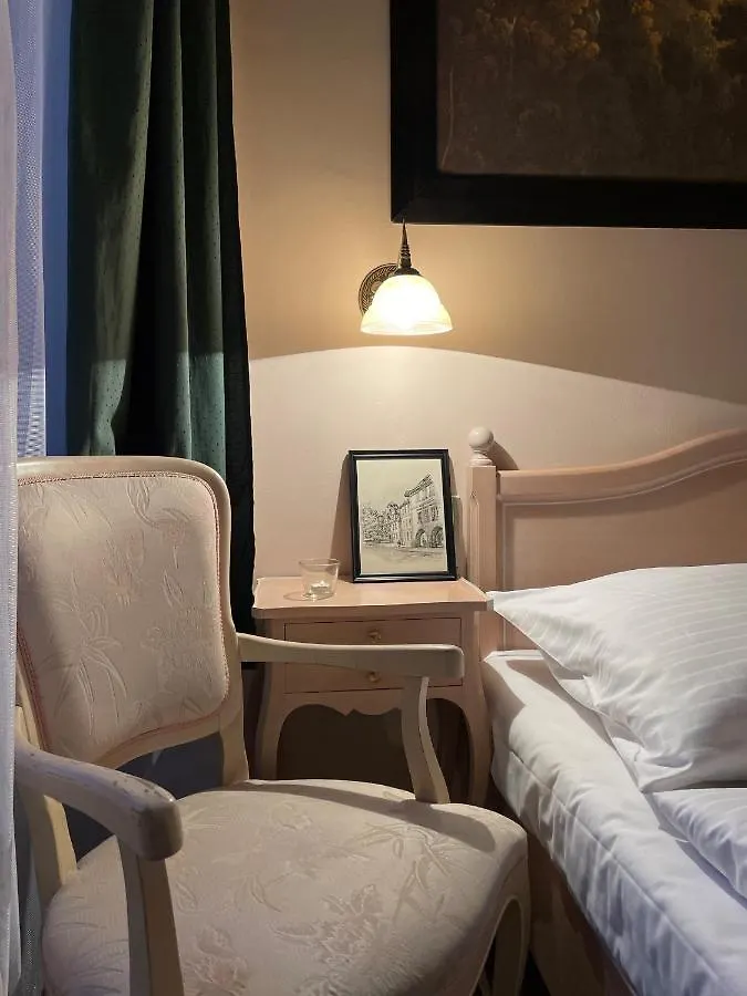 פראג U Cervene Zidle - Red Chair Hotel