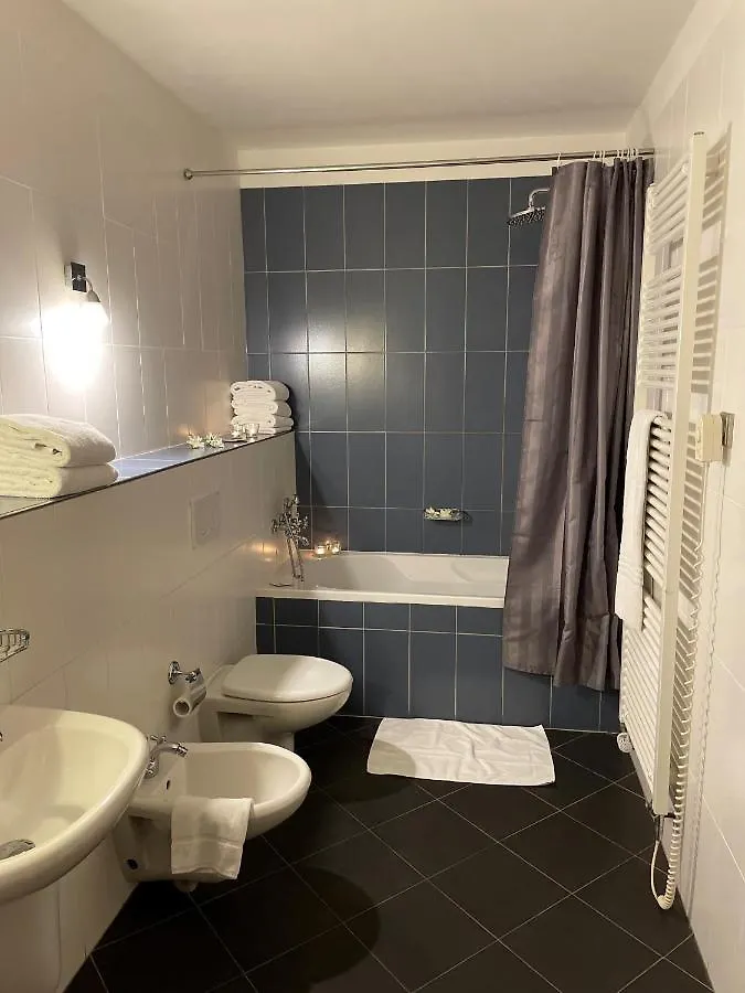 פראג U Cervene Zidle - Red Chair Hotel